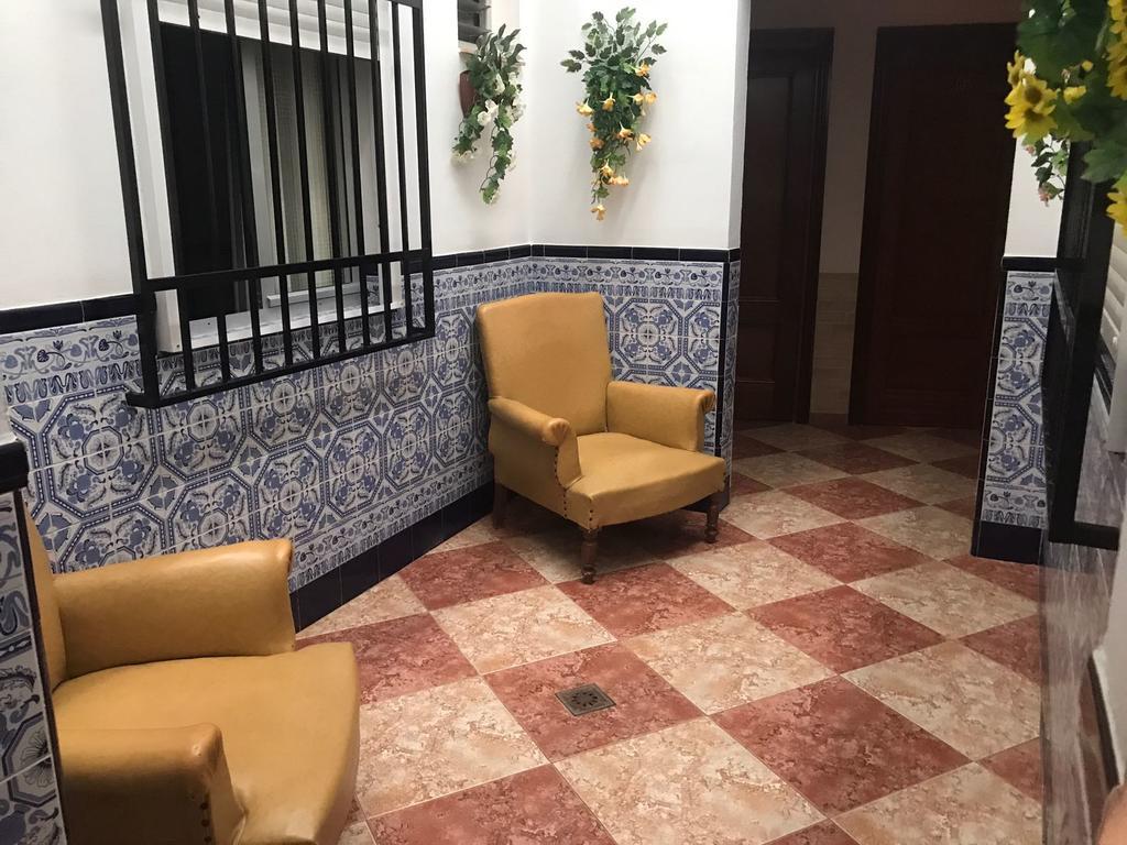 Hostal Bar San Pedro Mairena De Alcor Luaran gambar